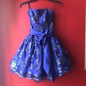 Jessica McClintock Strapless Blue Corded Lace